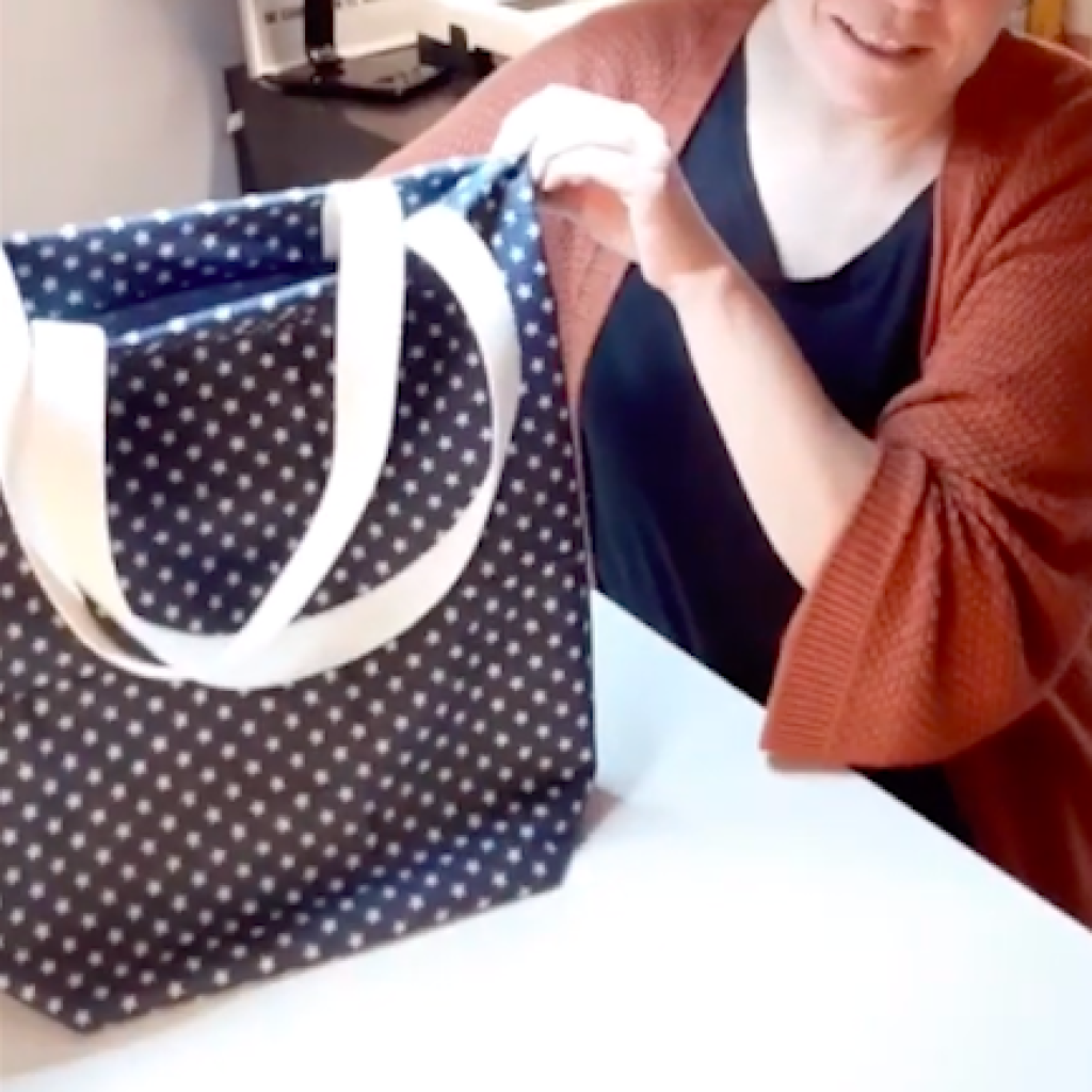 Sac en tissu avec poignées (niveau moyen)